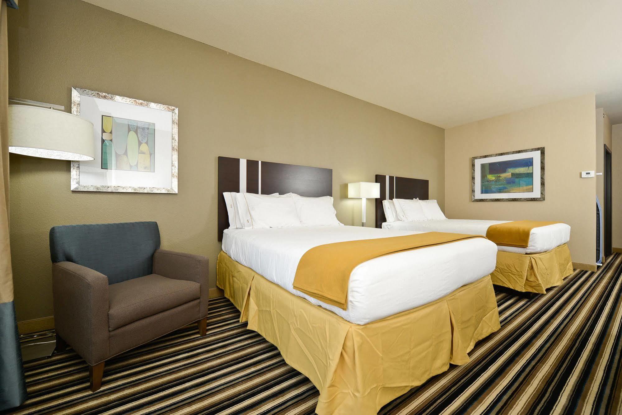 Holiday Inn Express & Suites Forrest City By Ihg Exterior foto